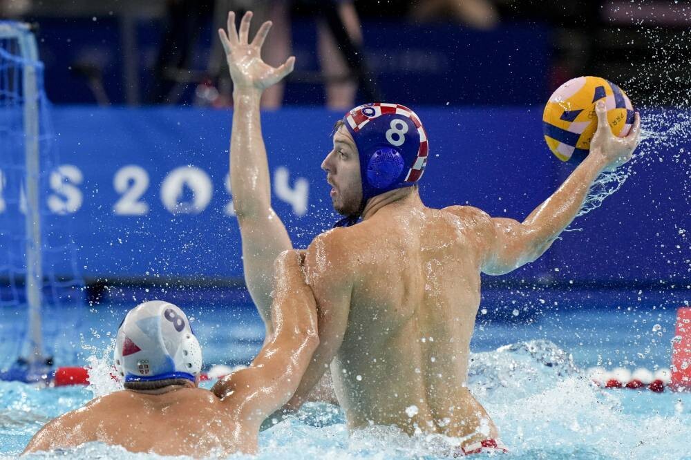 Сербия сохраняет свое олимпийское звание по водному поло на третьем подряд турнире | Ours Abroad News