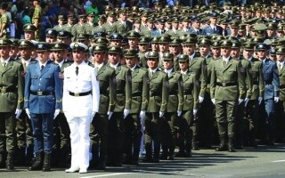 Сербия восстановит обязательную военную службу